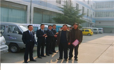 襄垣尹老板與鄭州超前漆共創(chuàng)輝煌！